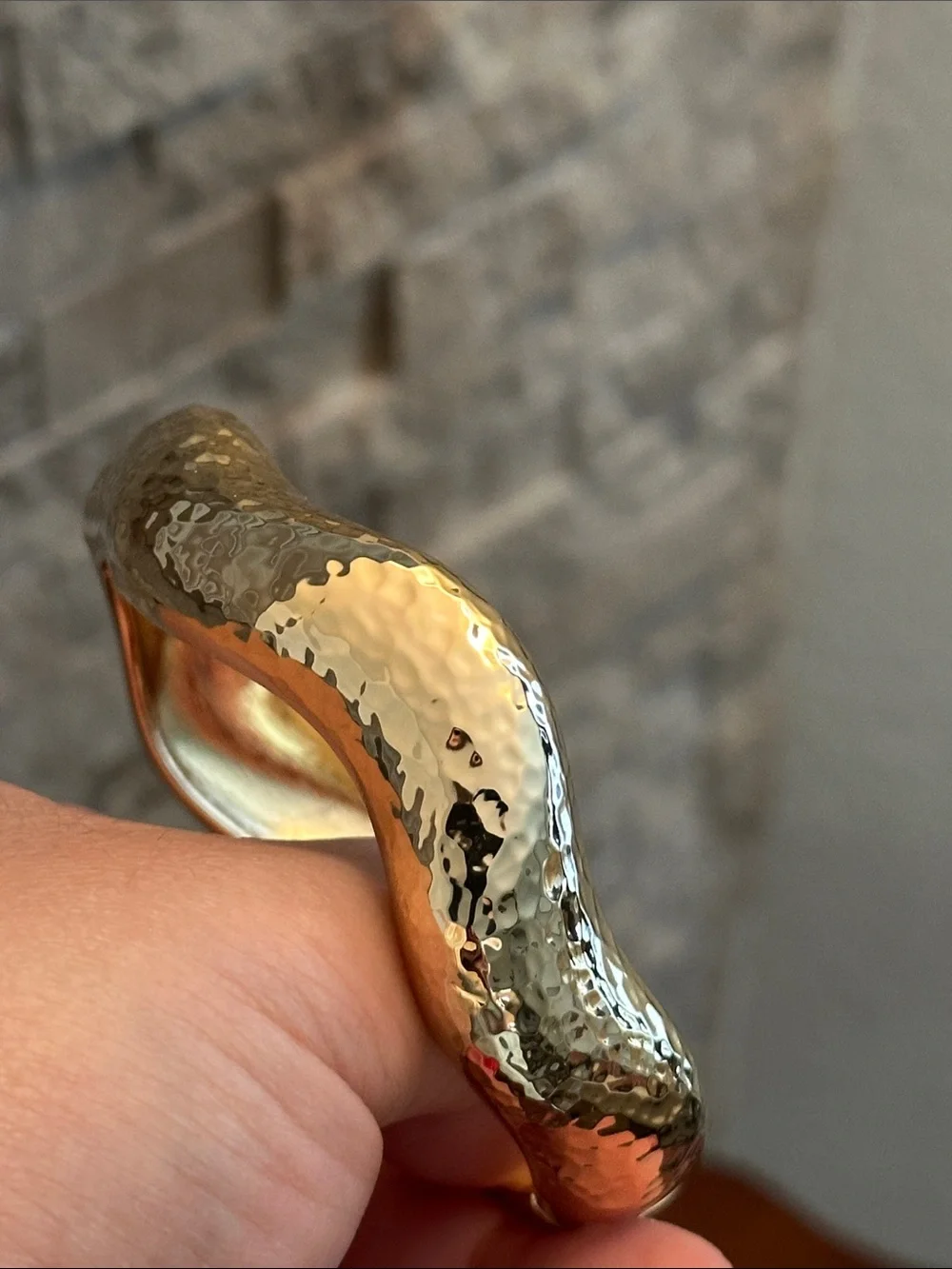 Fashion Jewelry Gold Textured Wave Bangle Bracelet